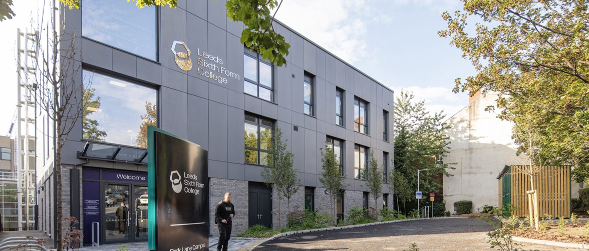 McAvoy completes Leeds colleges’ campus block and concludes student training programme Featured Image